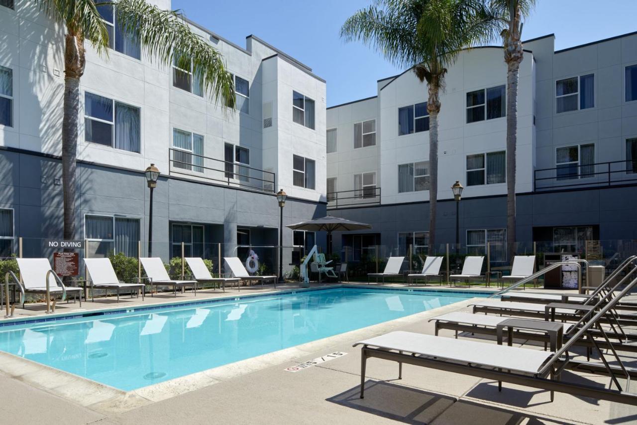Residence Inn San Diego Карлсбад Экстерьер фото