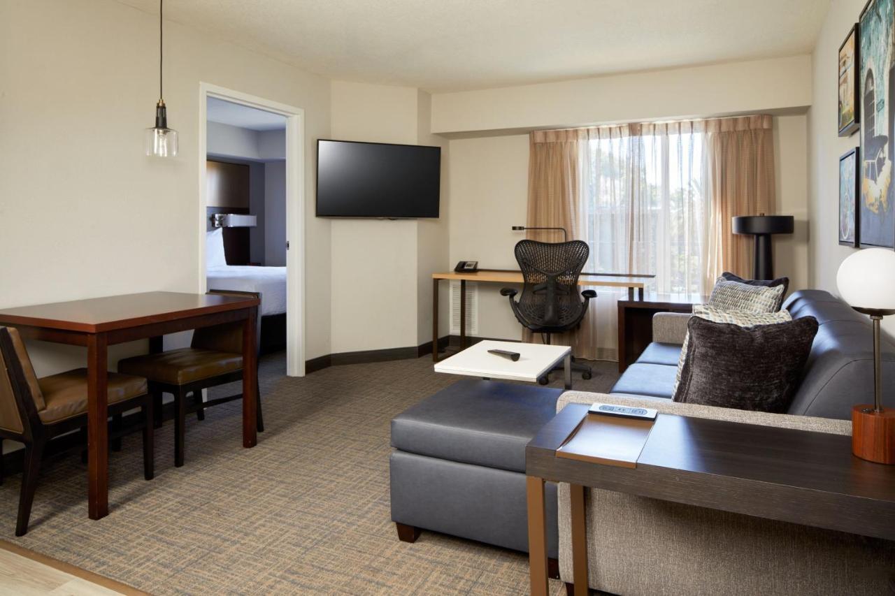 Residence Inn San Diego Карлсбад Экстерьер фото