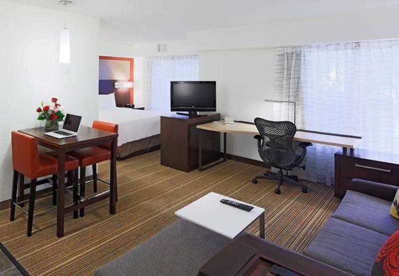 Residence Inn San Diego Карлсбад Экстерьер фото