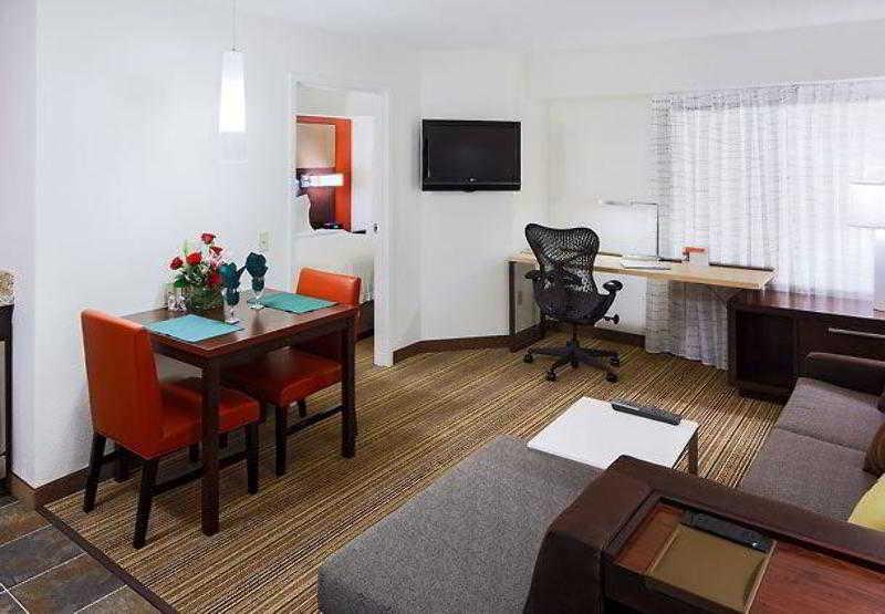 Residence Inn San Diego Карлсбад Экстерьер фото
