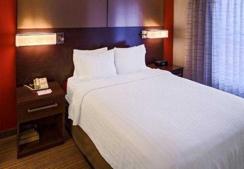 Residence Inn San Diego Карлсбад Экстерьер фото